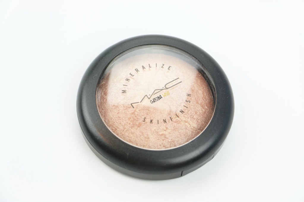 MAC mineralized skinfinish in soft and gentle