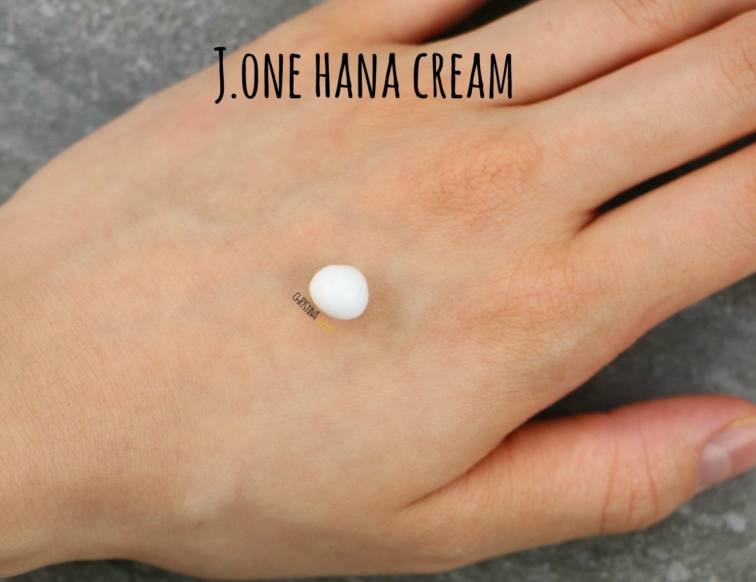 J.one Hana cream