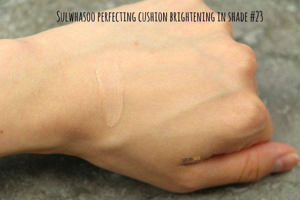 Sulwhasoo perfecting cushion brightening swatch