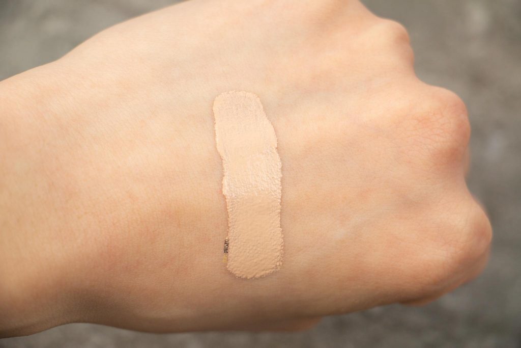 Moonshot micro correctfit foundation 201 beige swatches