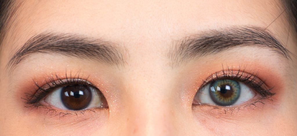 Olens Scandi aqua review try on color contacts for brown eyes